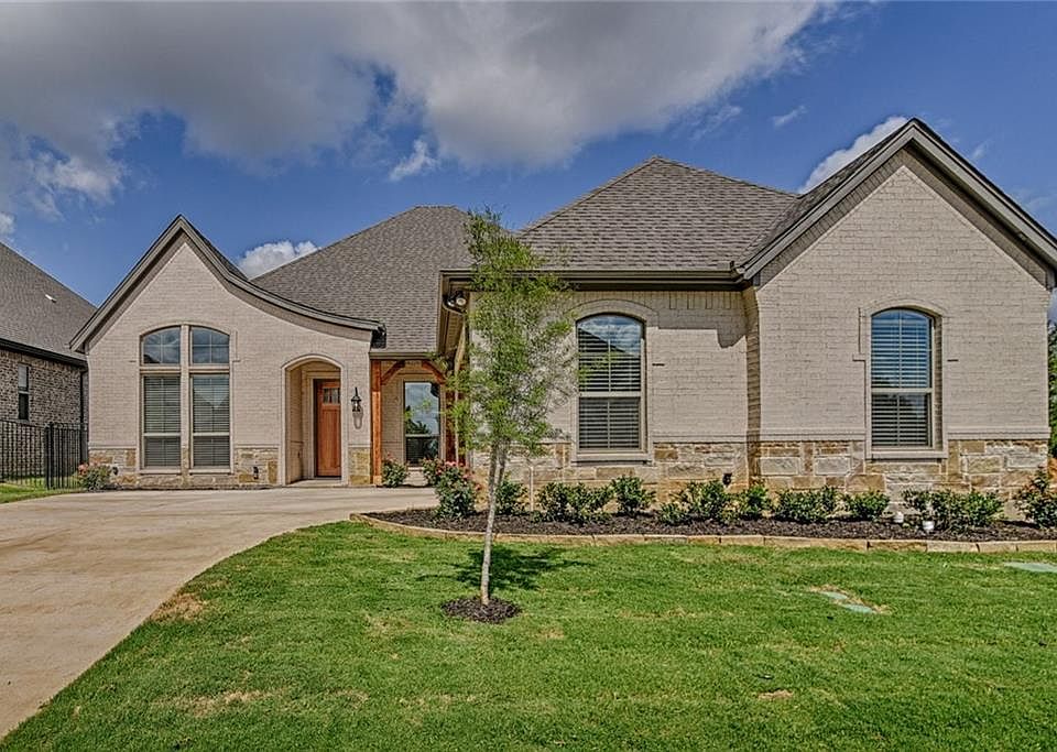 1st image of 6804 Clayton Nicholas Ct
