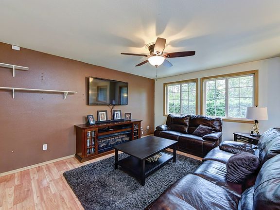 4th image of 9412 176th St NW