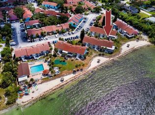3735 42nd Way S UNIT B, Saint Petersburg, FL 33711