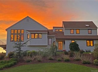 4 Weatherstone Ridge Rd, Plainville, CT 06062