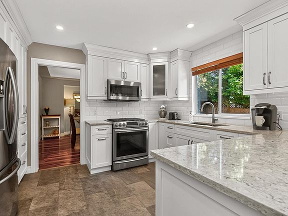 2nd image of 5860 188th St