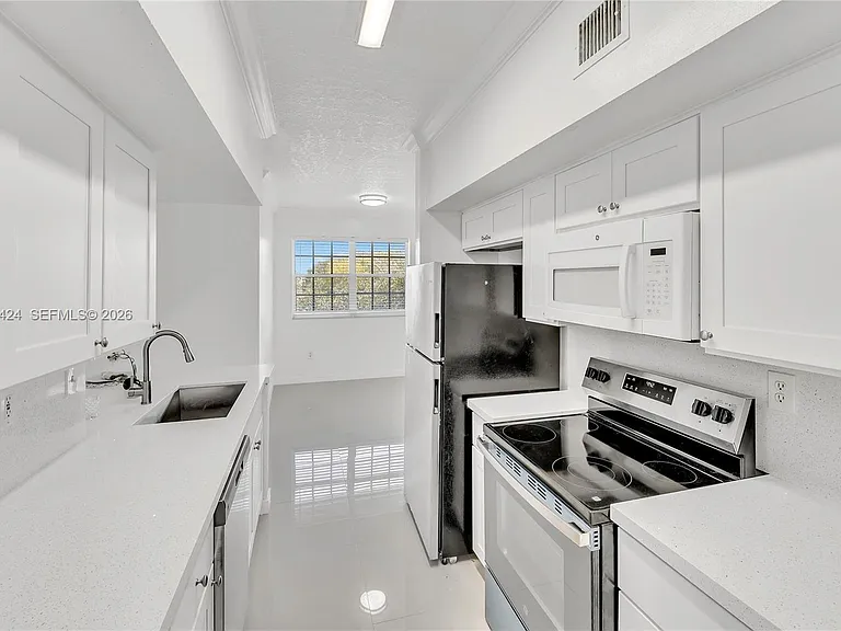 151 SW 117th Ave #9308 — Photo 12