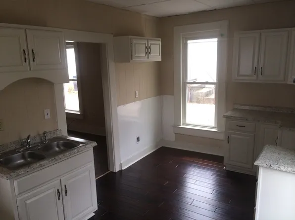 848 East 11th Avenue, 848 E 11th Ave #1, Bowling Green, KY 42101
