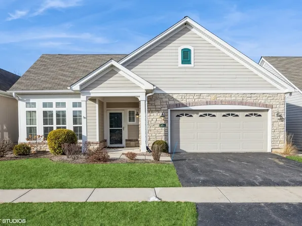 2513 Verdi St, Woodstock, IL 60098