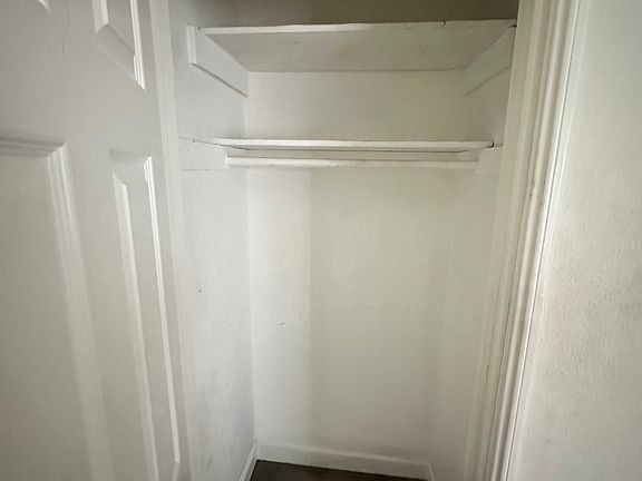 5th image of 11417 Denver Ave
