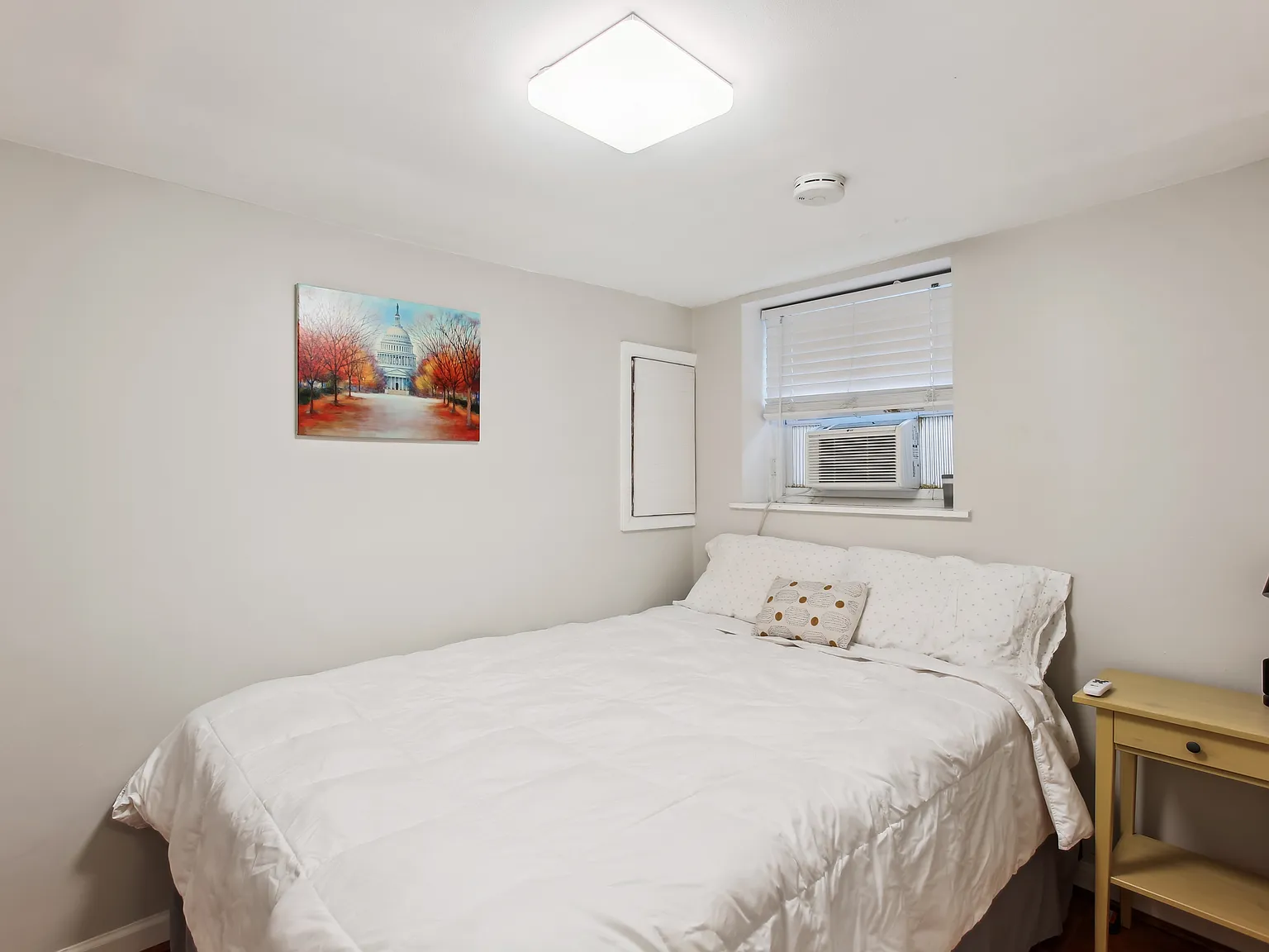 2 bed, 1.5 bath, 1000 sqft, $2,500 — Photo 4