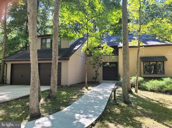 5 Pleasant Mill Ct, Medford, NJ 08055