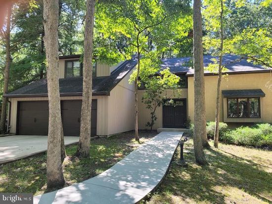 5 Pleasant Mill Ct, Medford, NJ 08055