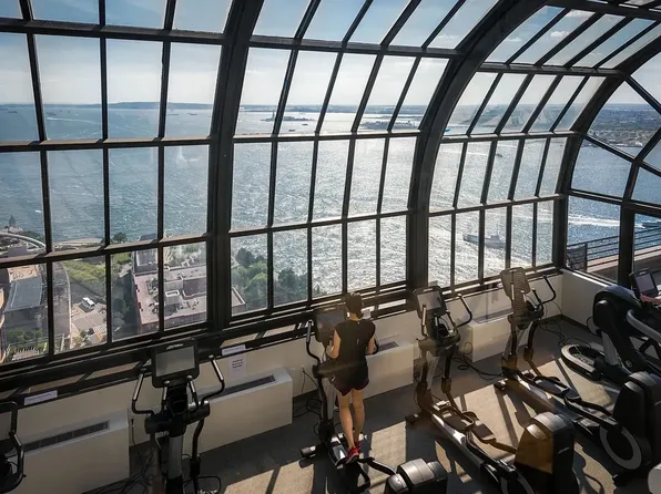 200 Rector Place image 22 of 26