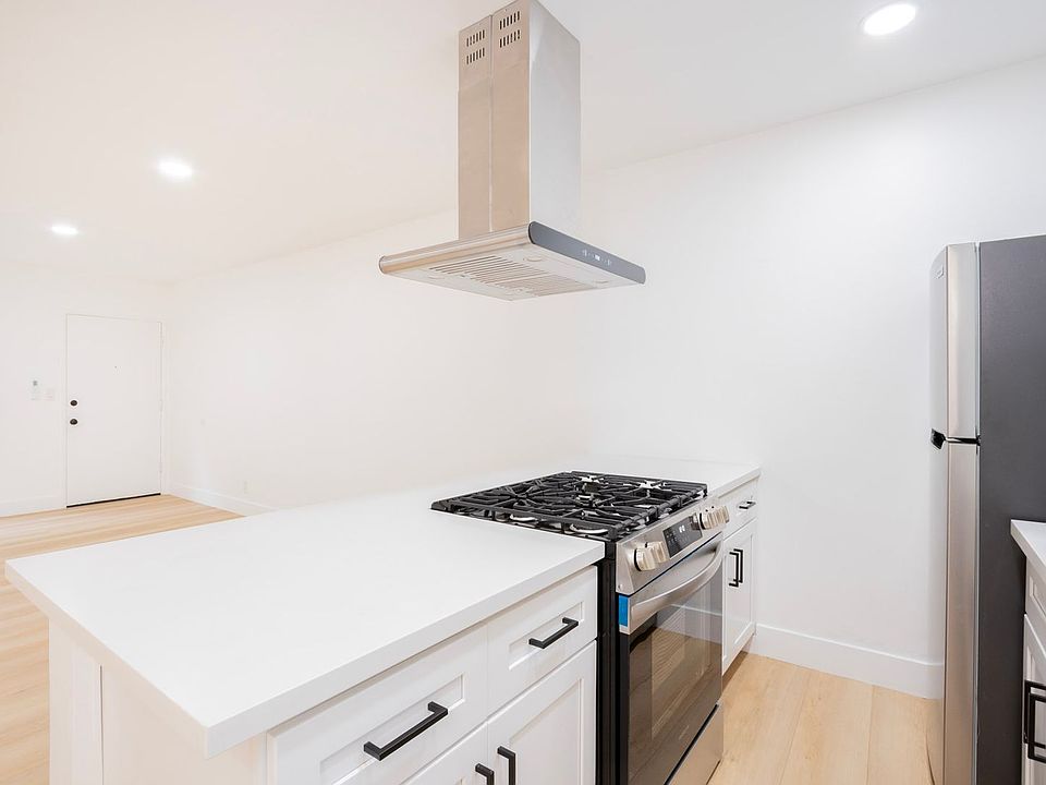 1st image of 3625 McLaughlin Ave #4