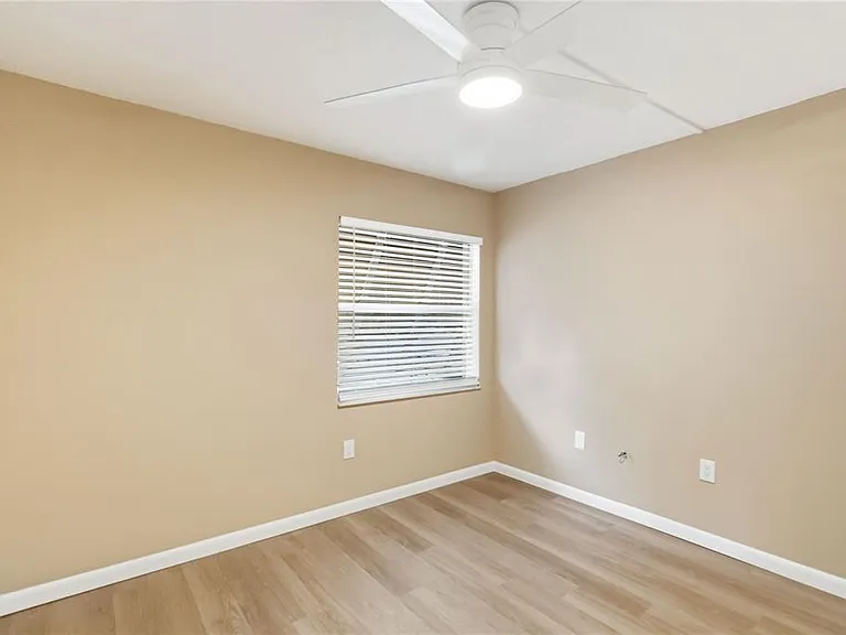 164 Perimeter Dr #4A — Photo 11