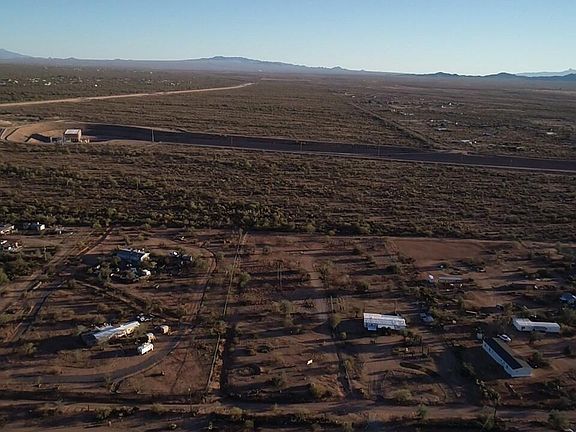 5th image of 13225 W El Lobo Rd