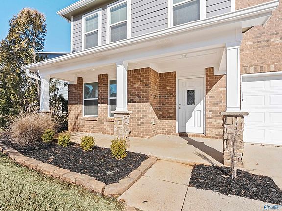 3rd image of 128 Grantham Cir