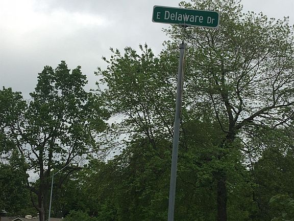 5th image of 13101 E Delaware Dr