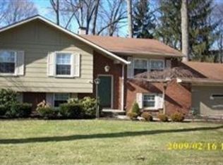7901 Brookwood Dr NE, Warren, OH