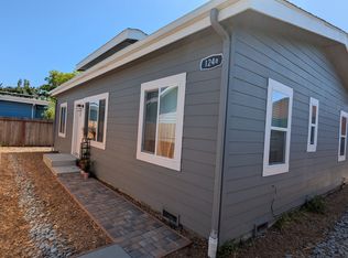 124 Lennox St #A, Santa Cruz, CA 95060
