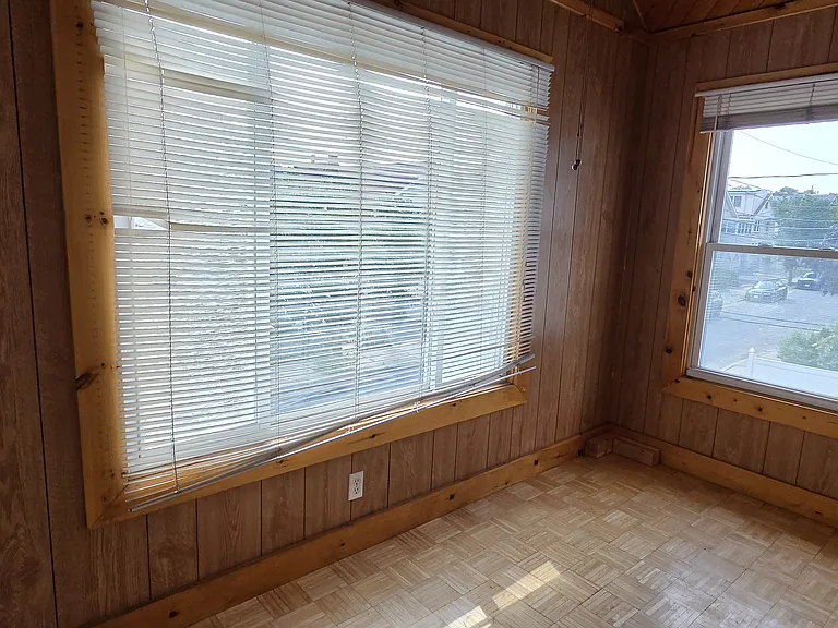 40 Englewood Ave #2 — Photo 16