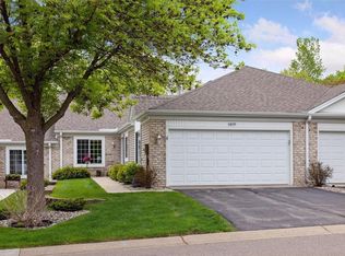 10829 Lexington Dr, Eden Prairie, MN 55344