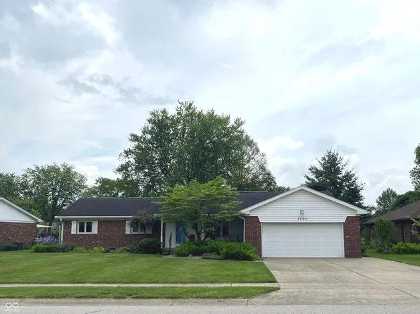 1701 Beech Dr N, Plainfield, IN 46168