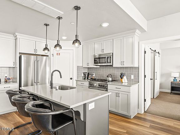 5th image of 909 W Peace Tree Trl Unit 617