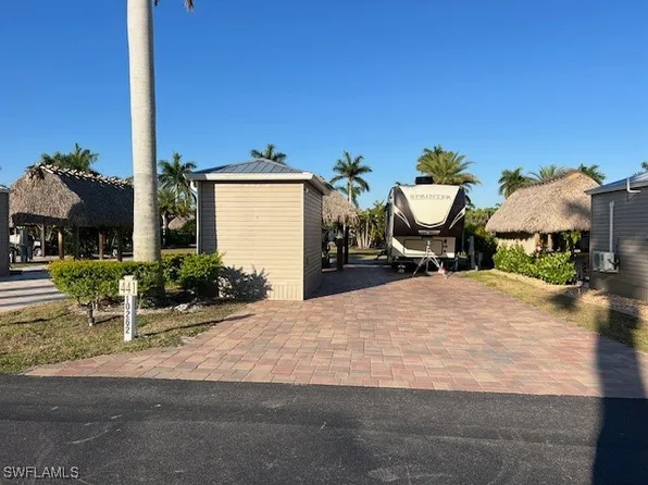 10262 Meadow Beauty Trl, Fort Myers, FL 33905