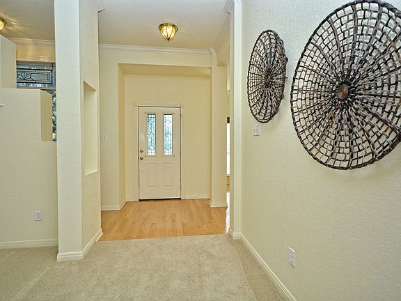 5th image of 500 Susana Dr