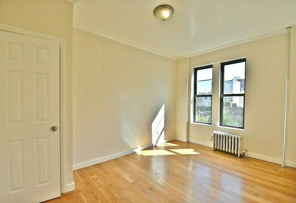 2nd image of 249 13th St APT 13