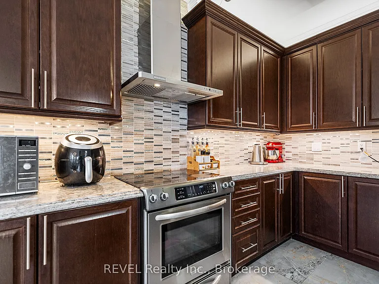 8892 Kudlac St — Photo 10