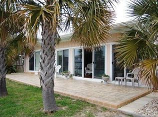 313 Port Royal St, Dauphin Island, AL 36528