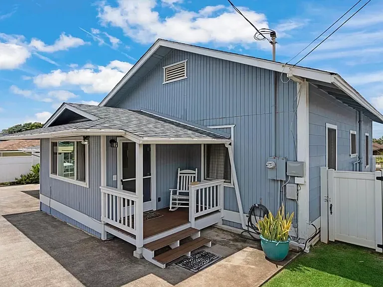 Palua St — Photo 3
