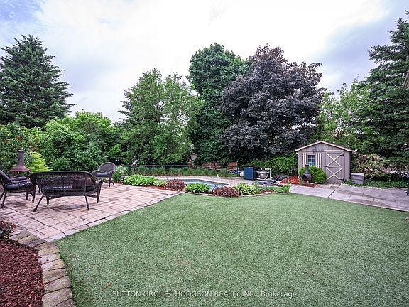 3rd image of 47 Fairlane Cres