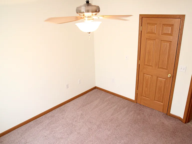 109 Brookside Dr — Photo 19