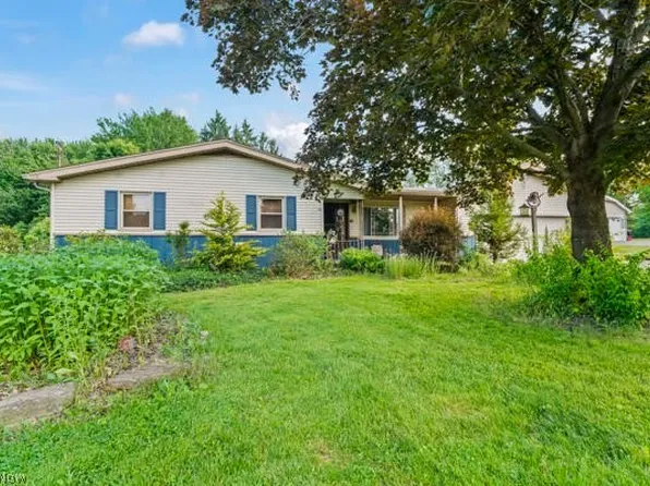 5030 Warren Sharon Rd, Vienna, OH 44473
