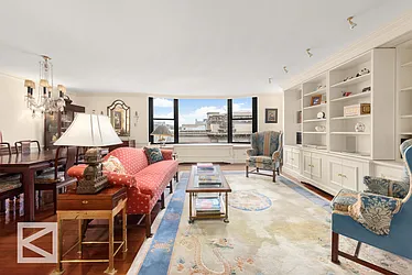 1001 5th Avenue, #9C
