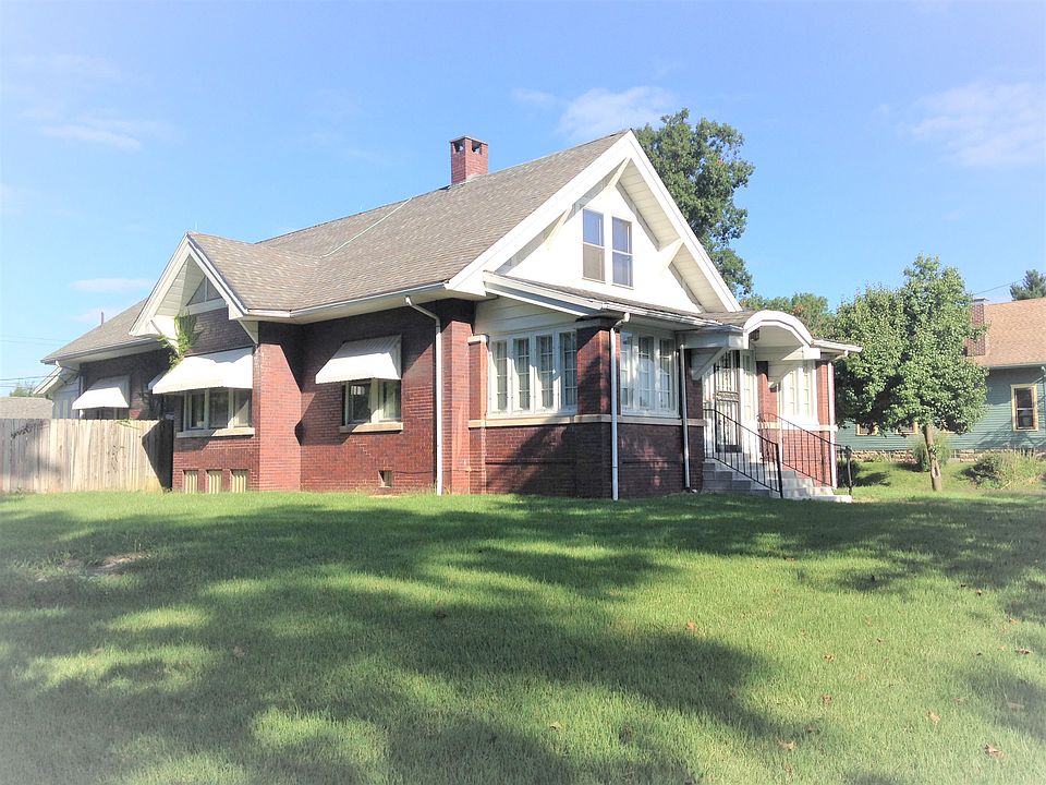 DOUBLE LOT FRONT ELEV.