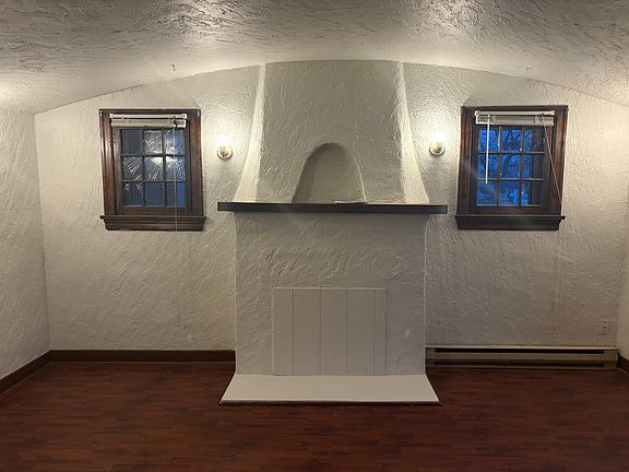 4th image of 723 W Carlisle Ave #4