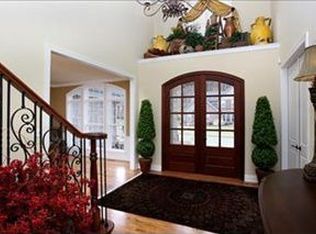 539 Deer Vly, Saint Albans, MO 63073