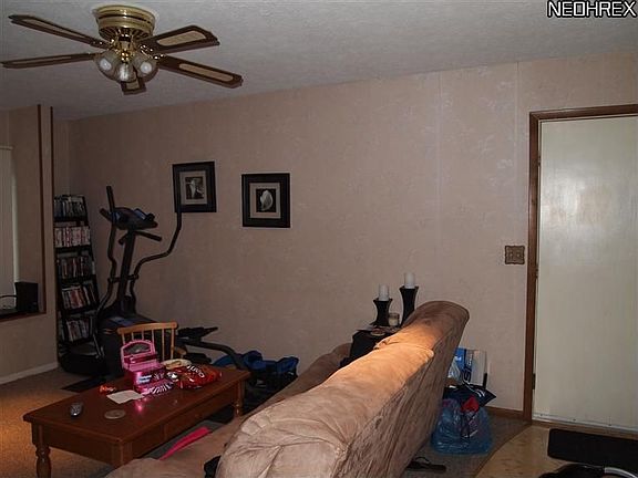 4th image of 6098 Tall Oaks Dr