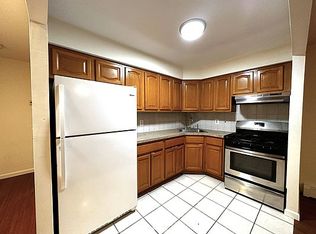 66-78 69th St #2B, Middle Village, NY 11379