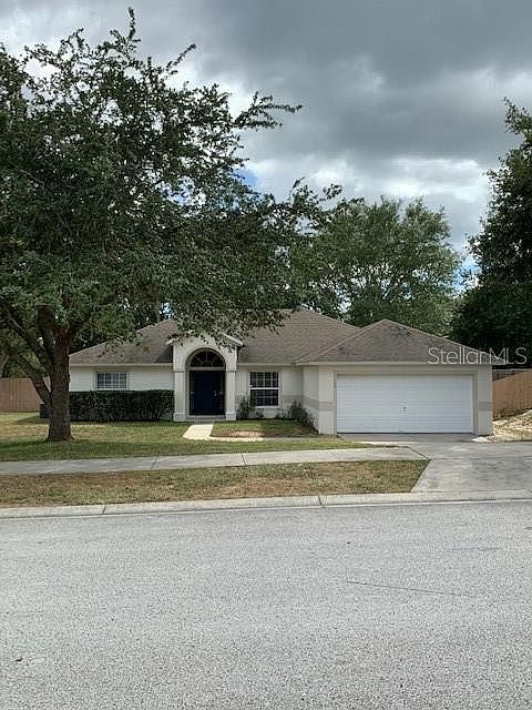 1st image of 1112 Canopy Oaks Dr