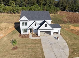 122 Blossom Lane Cir, Calhoun, GA 30701