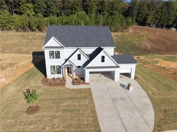122 Blossom Lane Cir, Calhoun, GA 30701