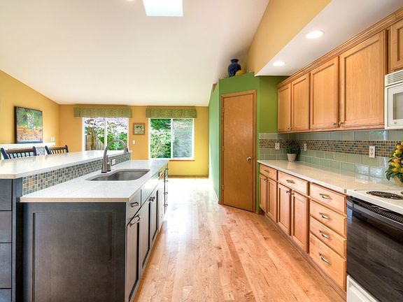4th image of 11549 SE 319th Pl