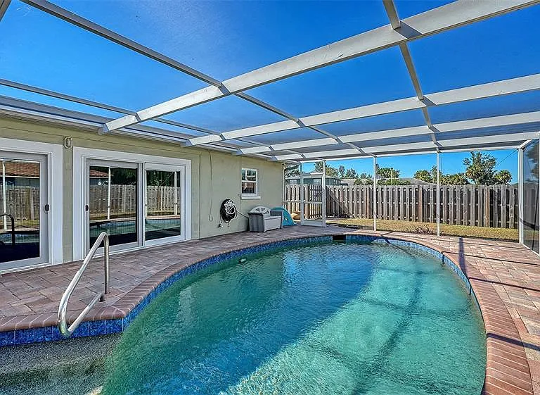3507 Pinecrest St — Photo 37
