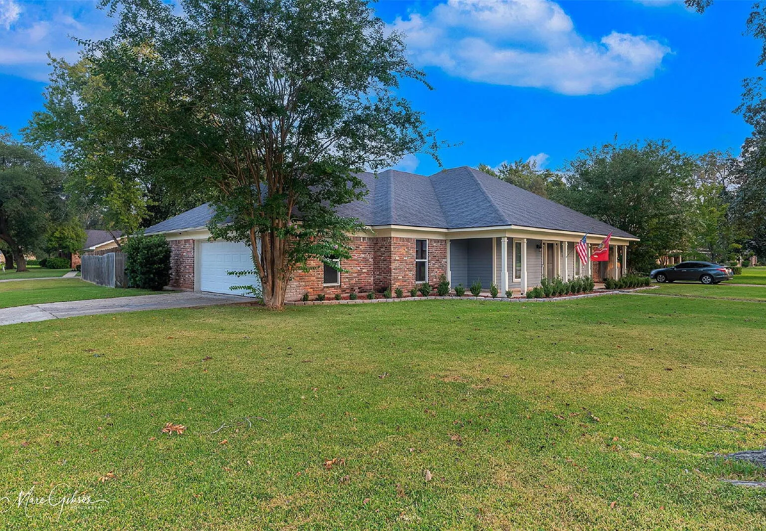 4 bed, 2.5 bath, 2625 sqft, $2,700 — Photo 2