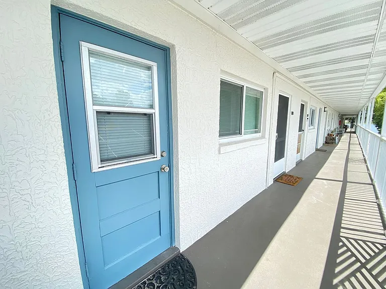 320 Lakeview St #207 — Photo 16