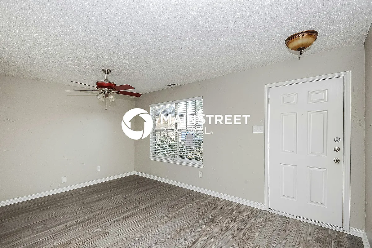 Living Room - 4612 Palm Ridge Dr