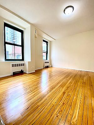 2nd image of 511 E 78th St APT 6b