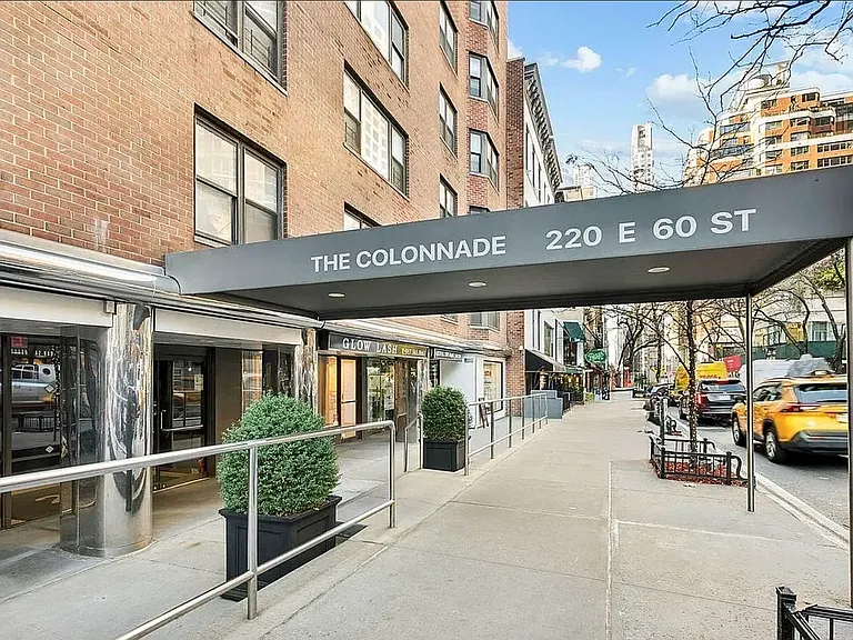 220 E 60th St #3G — Photo 2
