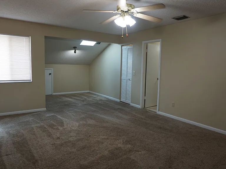8570 Colony Pine Cir W — Photo 12